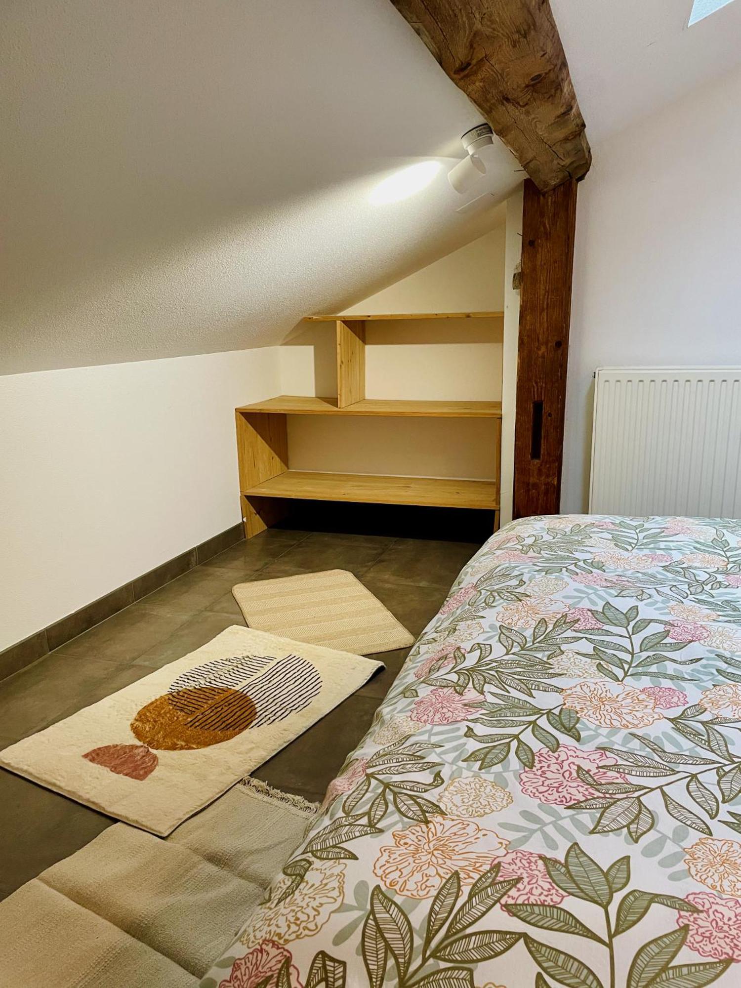 Apartament Duplex + Parking Gratuit Facile Sainte-Suzanne  Zewnętrze zdjęcie